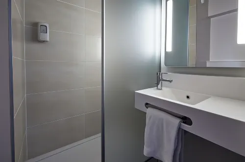 B&B Hotel Mulhouse Centre Huoneet Photos