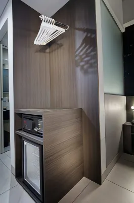 Hotel NEO Tendean Kamar Photos