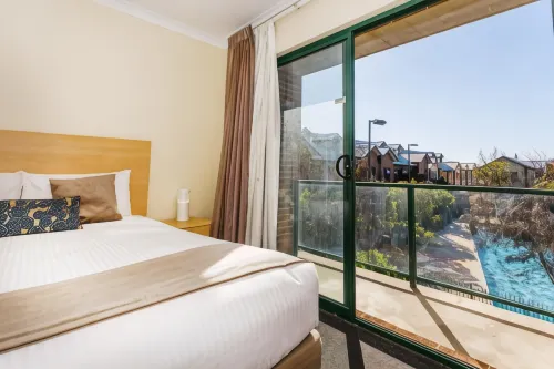Perth Ascot Central Apartment Hotel Official Phòng Photos