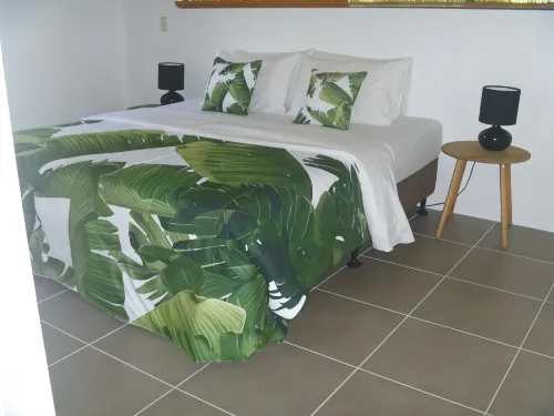 Chez Noosa Resort Motel Rooms Photos