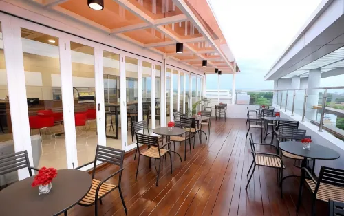 Cordela Hotel Cirebon Aree comuni Photos