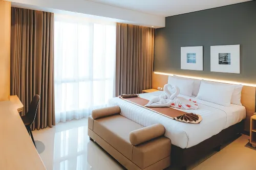 Azana Style Hotel Madura Photos