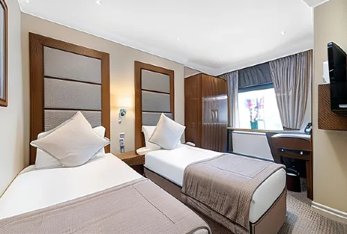 Gem Langham Court Hotel Photos