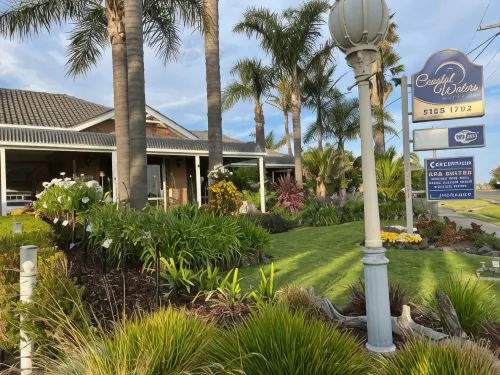Coastal Waters Motor Inn Exterior Photos