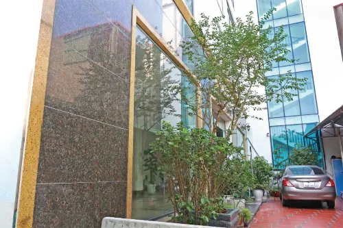 Haap Transit Hotel Area Publik Photos