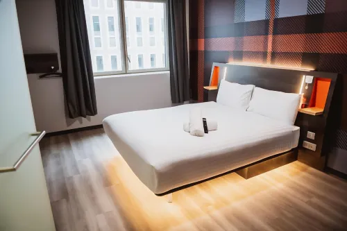 EasyHotel Paris Nord Aubervilliers Camere Photos