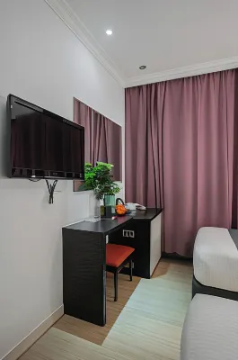Floresta Hotel Chinatown Photos