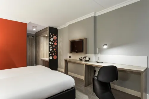 Ramada by Wyndham Amsterdam Airport Schiphol Chambres Photos