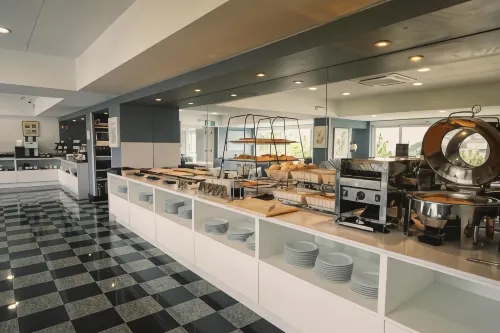 Hotel Avenida Dining Photos