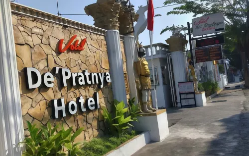 De'Pratnya Hotel Dekat Hotel Photos