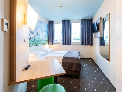 B&B HOTEL Rosenheim Rooms Photos