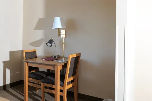New Victorian Inn & Suites Lincoln Photos