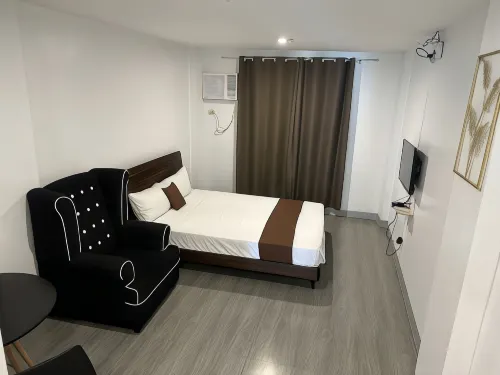 Aden Hotel Featured Photos