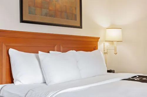 La Quinta Inn & Suites by Wyndham Ft. Lauderdale Plantation Camere Photos