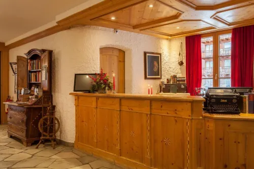 Hotel Walliserhof Zermatt Public Areas Photos
