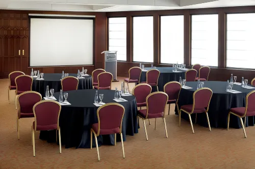 Mövenpick Hotel Karachi مرافق الأعمال Photos