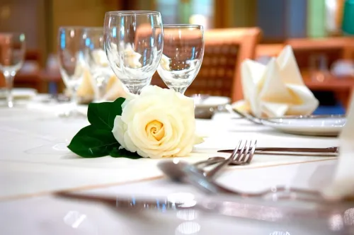 Link Hotel Dining Photos