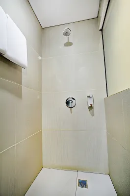 Hotel NEO Tendean Kamar Photos