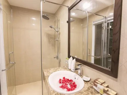Blubiz Hotel My Dinh Song Da Photos