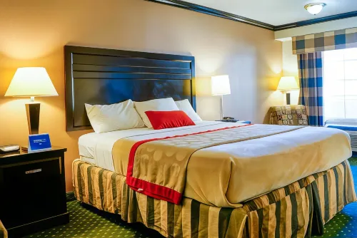 Ramada by Wyndham Ontario Camere Photos