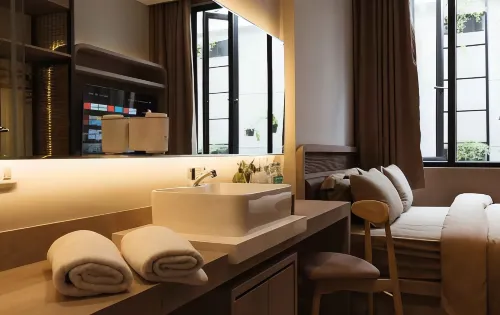 W Home Benhil Kamar Photos