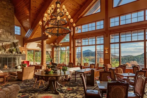 Crowne Plaza Lake Placid Dining Photos
