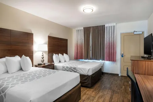 Rodeway Inn Near Hollywood Beach Photos