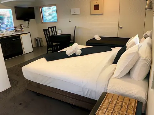Anchor Lodge Motel Photos