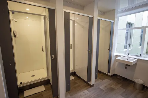 Hotel Waterloo & Backpackers Photos