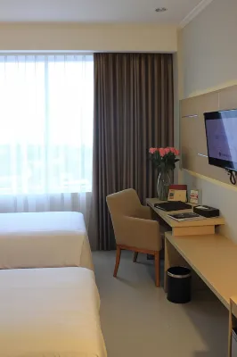 Horison Hotel Sukabumi Kamar Photos