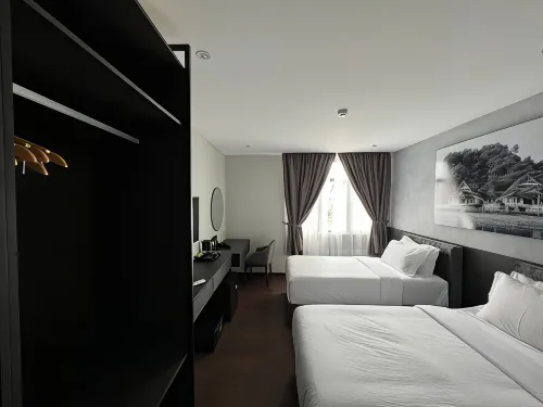 All in Hotel Photos