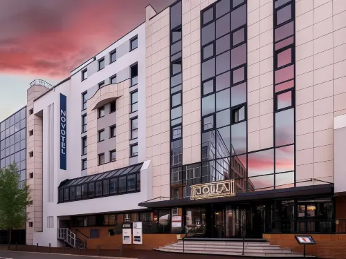 Novotel Paris Suresnes Longchamp Extérieur Photos