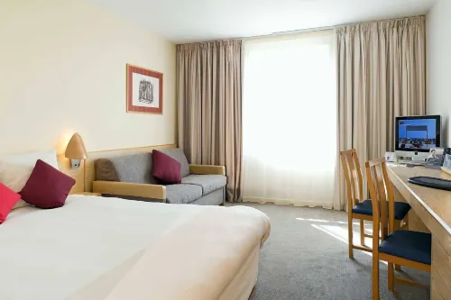 Novotel Wolverhampton Photos