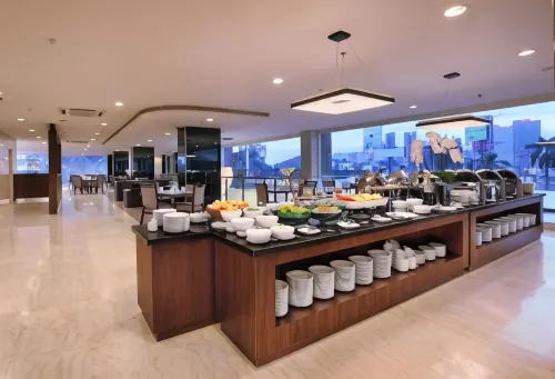 ASTON Imperial Bekasi Hotel & Conference Center Makanan Photos