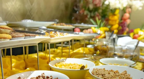 Luxus Grand Hotel Dining Photos