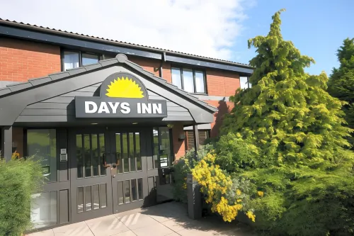 Days Inn by Wyndham Membury M4 Exterior Photos