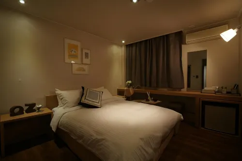 Hotel Haru Zimmer Photos