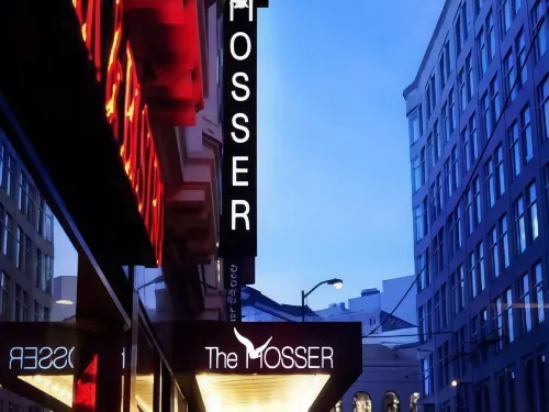 The Mosser Huoneet Photos