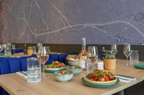 Novotel Aix-en-Provence Pont-De-l'Arc Fenouillères Dining Photos