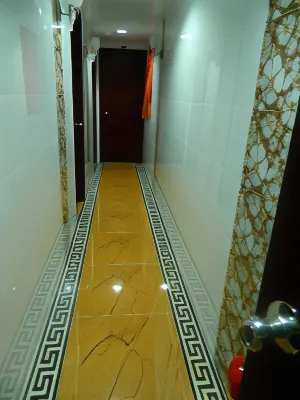New London Hostel Public Areas Photos