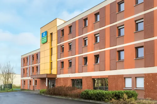 Sure Hotel by Best Western St-Amand-Les-Eaux Extérieur Photos