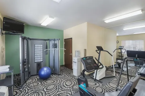 Quality Inn & Suites Airport West Leisure & Recreation Photos