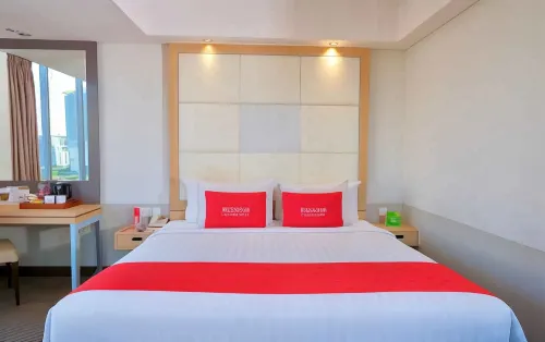 Hotel @HOM Semarang by Horison Photos
