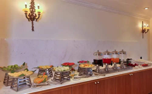 Sata Hotel تناول الطعام Photos