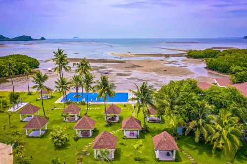 El Pueblo De Hermano by Cocotel Featured Photos
