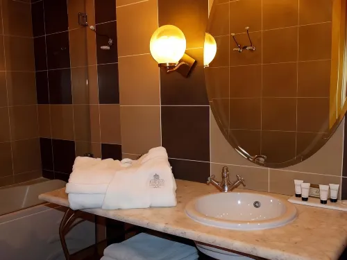 Delphi Art Hotel Rooms Photos