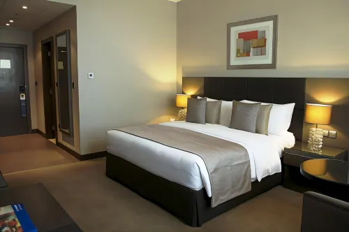 Ramada by Wyndham Abu Dhabi Downtown Camere Photos