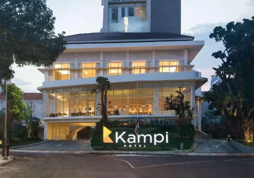 Kampi Hotel Tunjungan - Surabaya Esterni Photos