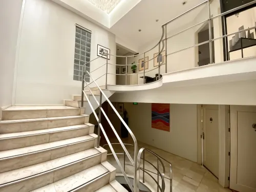 The Clipper House in Poblacion Makati Area Publik Photos