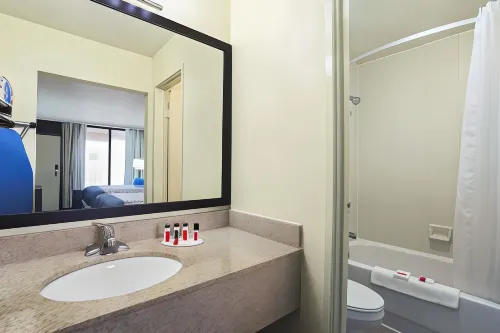 Days Inn by Wyndham Newark Wilmington Chambres Photos